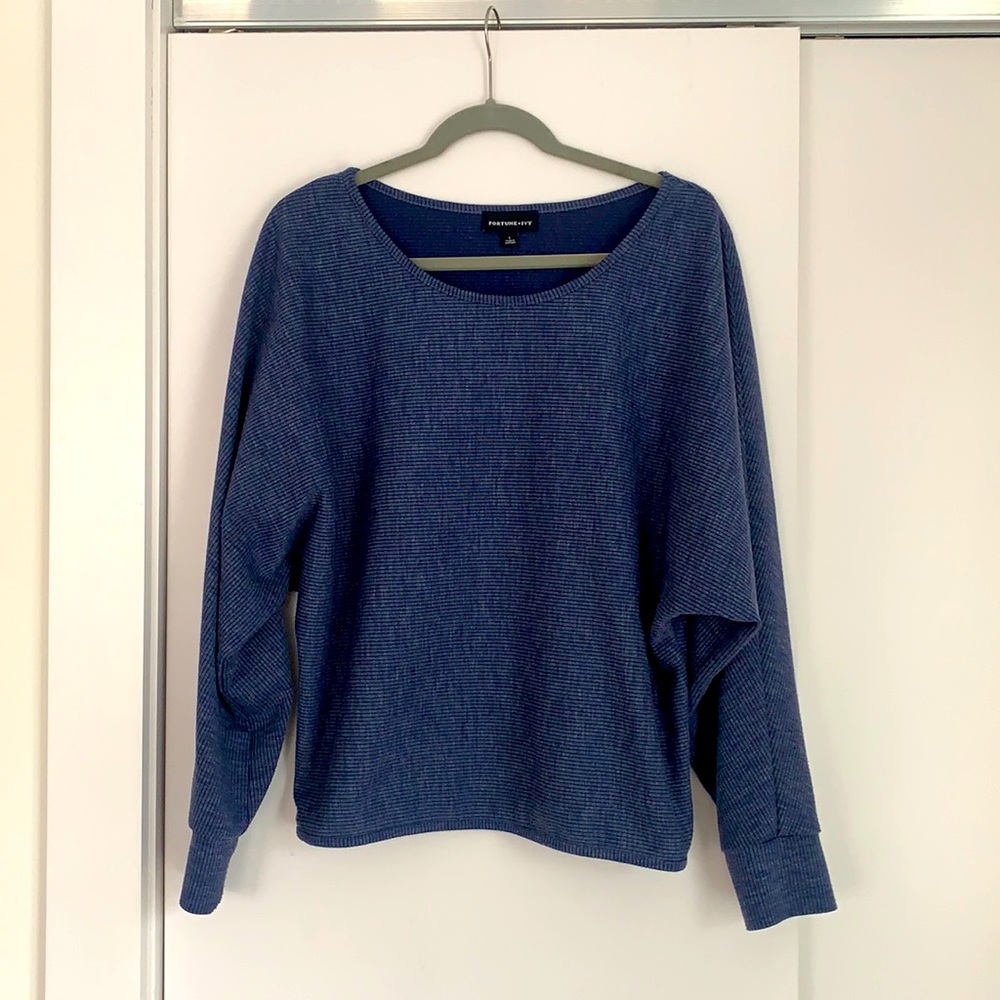 Fortune & Ivy women’s size L chunky navy sweater